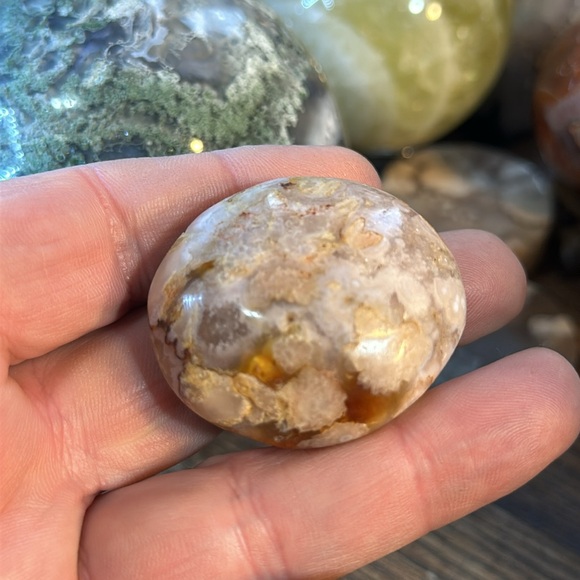 🎄SALE🎄Flower Agate Crystal Palms! - Picture 7 of 10